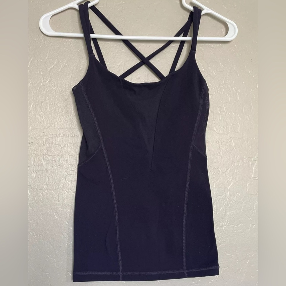 LULULEMON Double Strap Purple Tank Top with Mesh Venting & Shelf Bra - Size 2